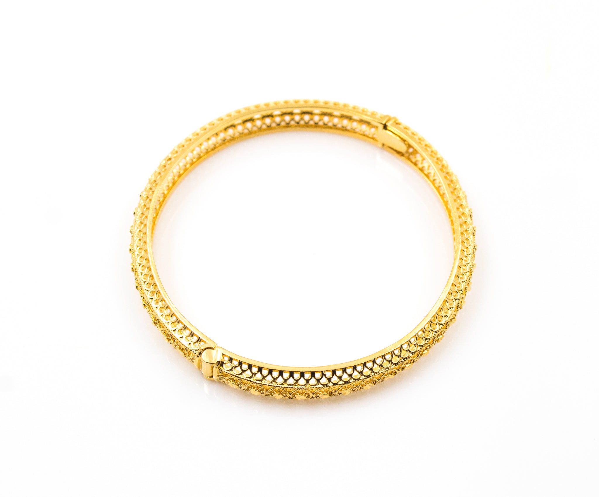womens clamp gold bangle